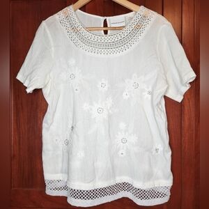 Alfred Dunner White Floral Lace Blouse W/ Beading 100% Cotton Size Medium